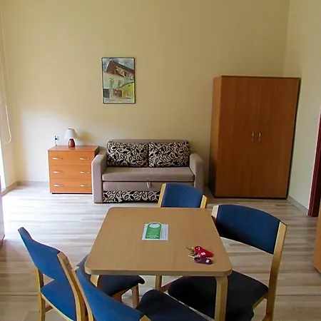Cdr Aparthotel